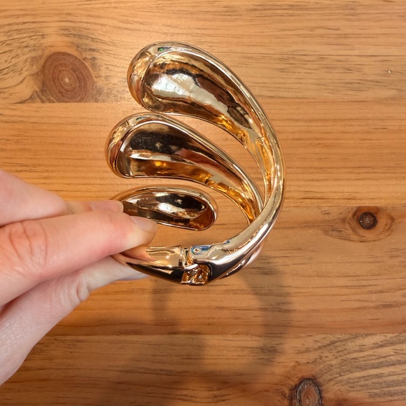 Zara Gold Sculptural Bracelet - Picture 5 of 6